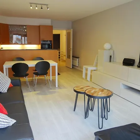 Scenic Countryside Stay, Cleaning Included *